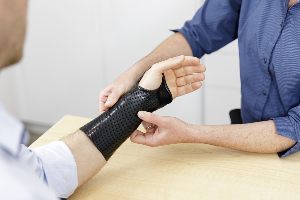 MEND Hand Therapy (Shellharbour) | 27 Captain Cook Dr, Barrack Heights NSW 2528, Australia | Phone: (02) 4294 8180