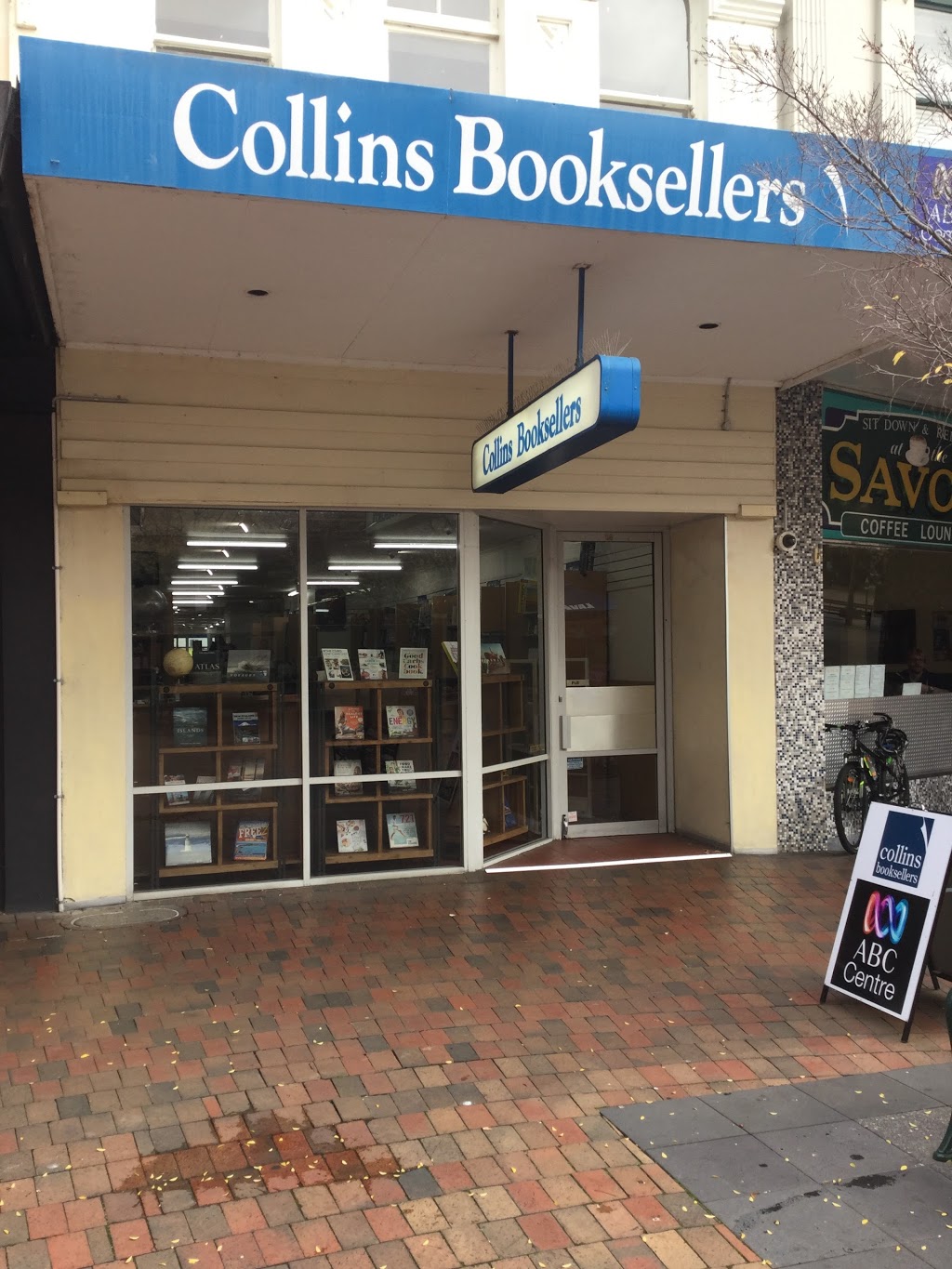 Collins Booksellers Ballarat - Bridge Mall | book store | 80 Bridge Mall, Ballarat Central VIC 3350, Australia | 0353316552 OR +61 3 5331 6552
