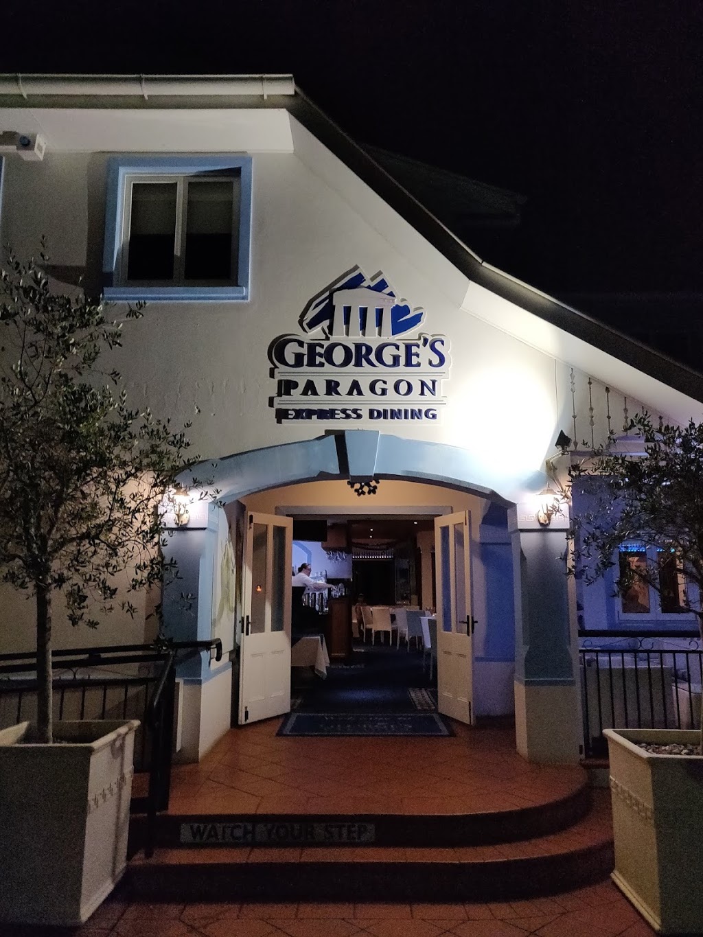 Georges Paragon Mt Tamborine | restaurant | 141 Long Rd, Tamborine Mountain QLD 4271, Australia | 0755451511 OR +61 7 5545 1511