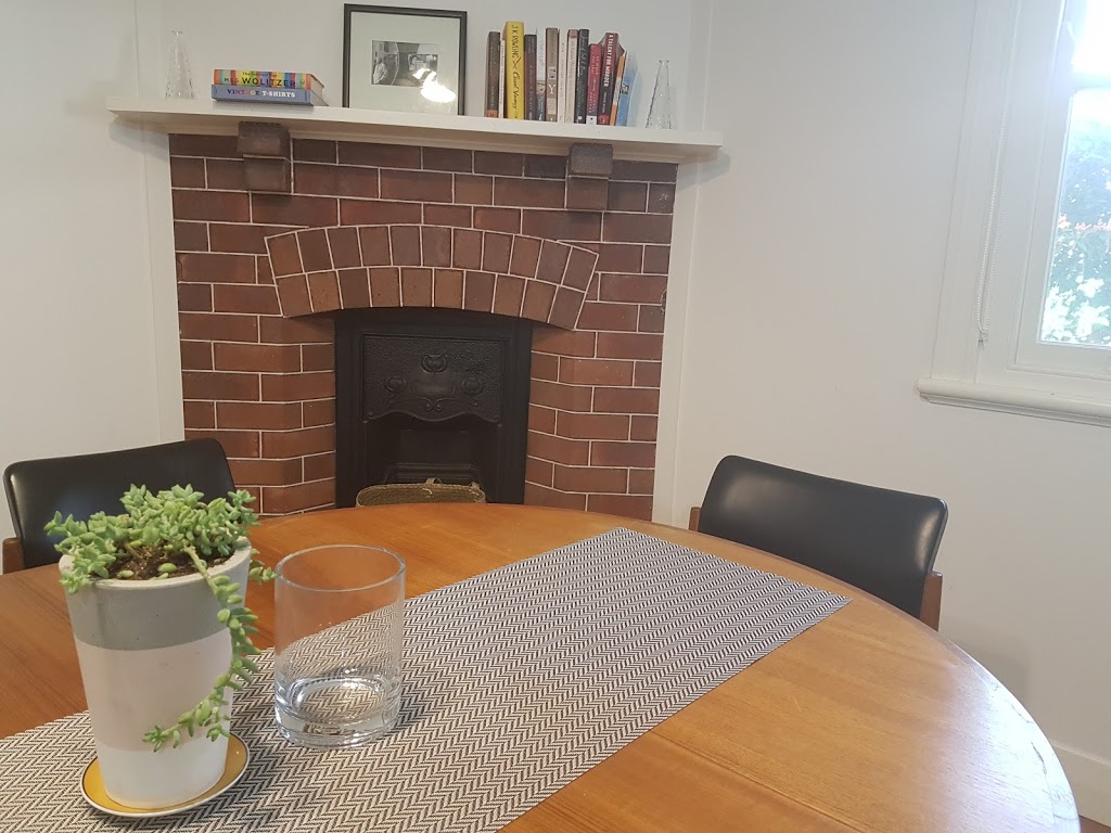 Newcastle Executive Homes - Cooks Hill Cottage | lodging | 25 Swan St, Cooks Hill NSW 2300, Australia | 0419611854 OR +61 419 611 854