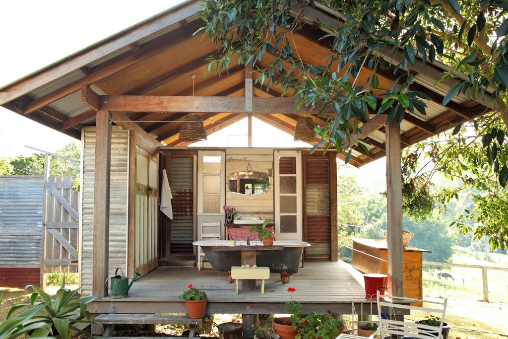 Hillhouse Architecture - Sunshine Coast | 1 Musavale Rd, Eerwah Vale QLD 4562, Australia | Phone: 0437 377 030