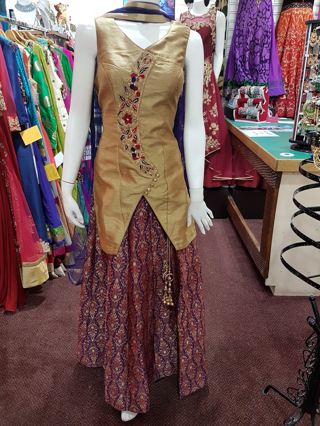 Kamalz Indian Fashion | 1/1953 Logan Rd, Upper Mount Gravatt QLD 4122, Australia | Phone: (07) 3422 2211