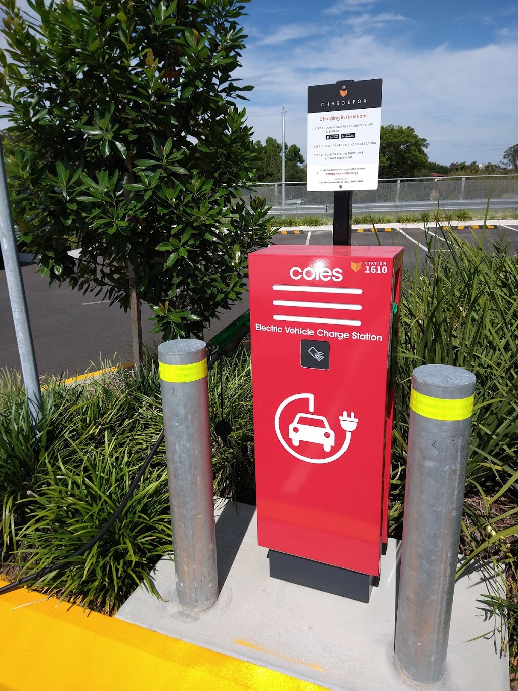 Chargefox Charging Station | Miles Platting and, Gardner Rd, Rochedale QLD 4123, Australia | Phone: 1300 518 038