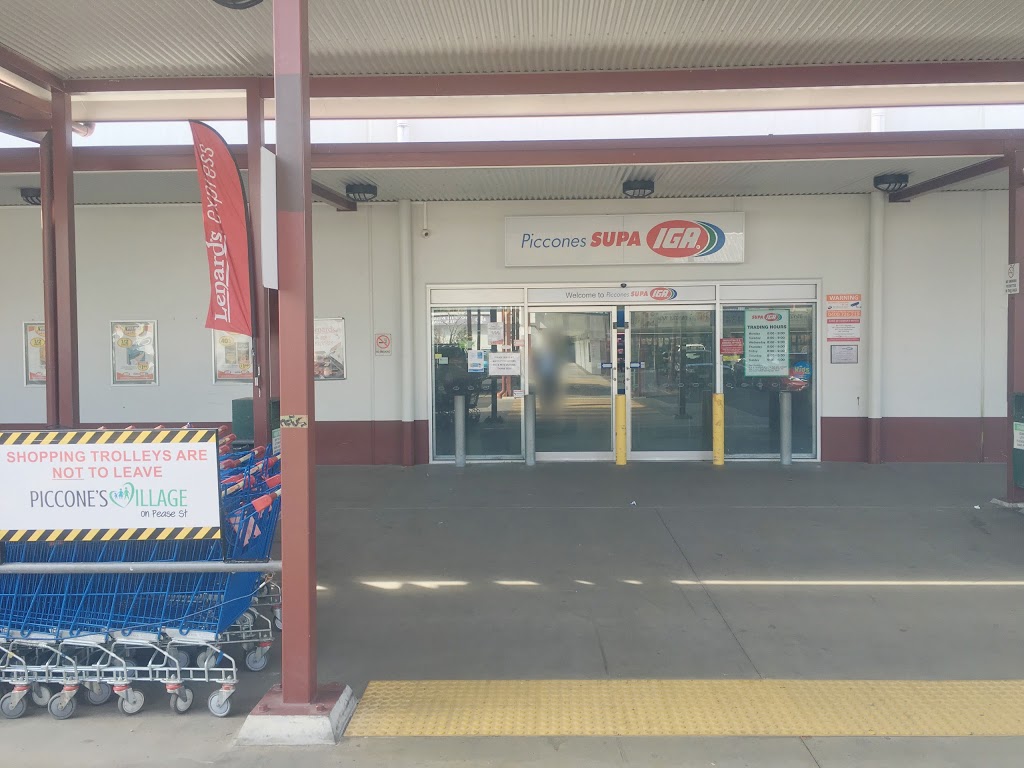 Piccones SUPA IGA Pease St | supermarket | 159 Pease St, Manoora QLD 4870, Australia | 0740426200 OR +61 7 4042 6200