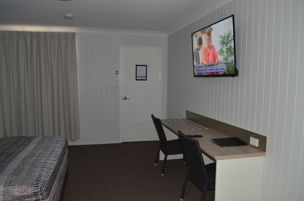 Raintree Motel Biloela | lodging | 2 4Clarke Drive, Biloela QLD 4715, Australia | 0749924099 OR +61 7 4992 4099