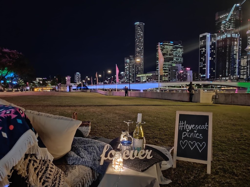 LoveSeat Picnics | 72 Andrew St, Ipswich QLD 4304, Australia | Phone: 0421 913 142