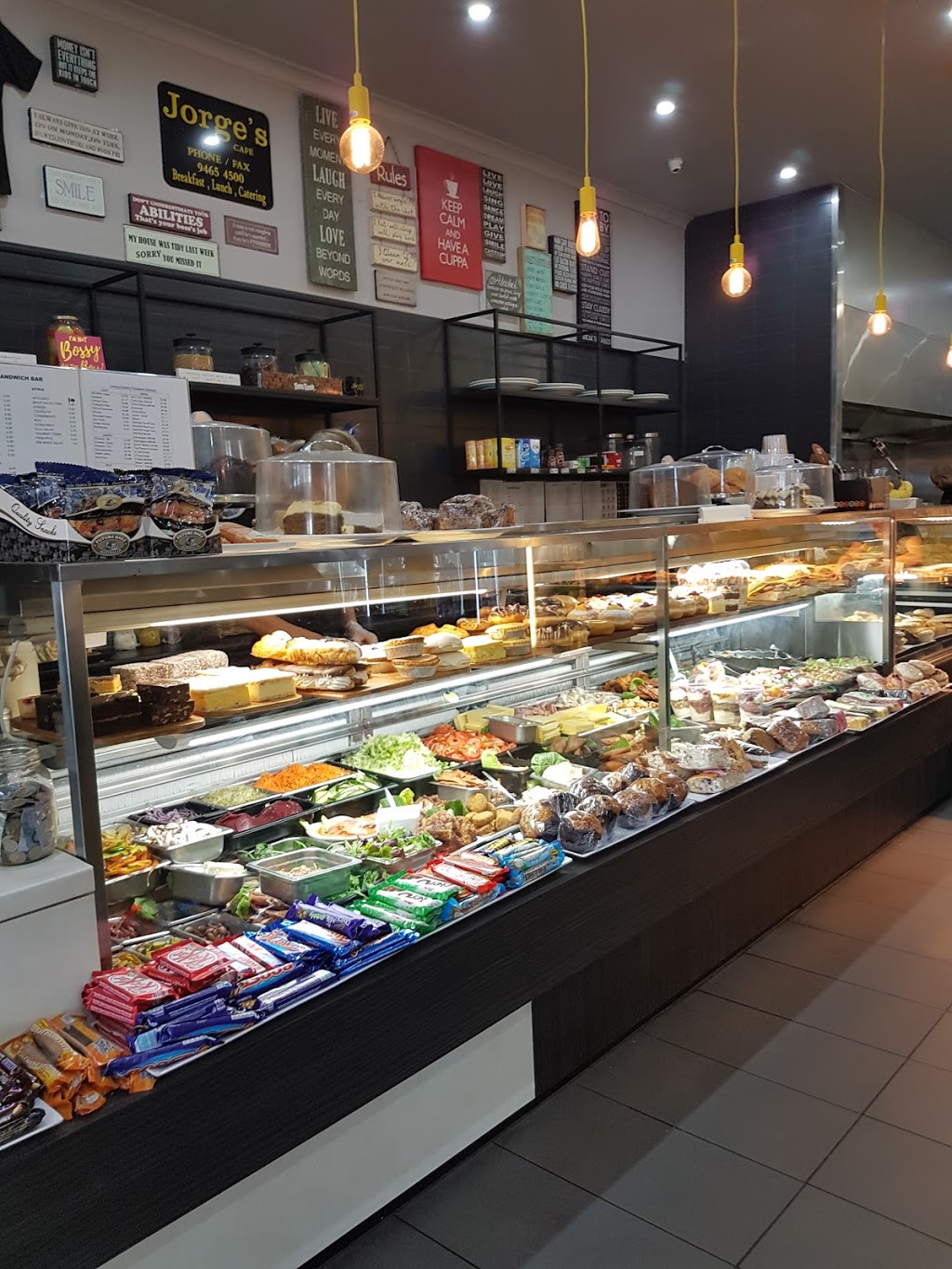 Jorges Cafe | cafe | 114 Northgate Dr, Thomastown VIC 3074, Australia | 0394654500 OR +61 3 9465 4500