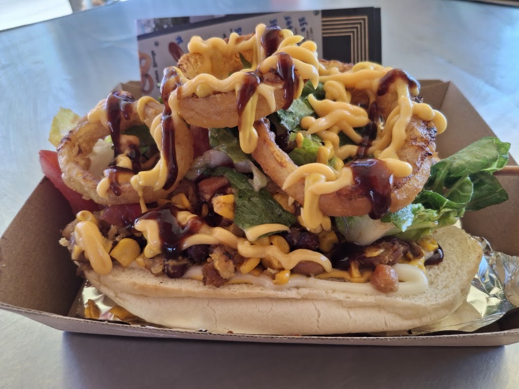 Cowboy Burger Saloon | Albatross Road &, Braidwood Rd, Nowra Hill NSW 2540, Australia | Phone: 0401 391 752