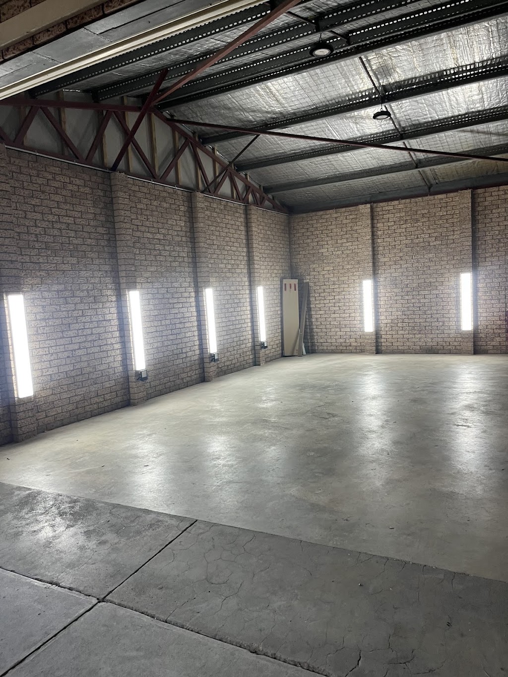 RC ELECTRICAL CONTRACTING | 2 Atlas Pl, Orange NSW 2800, Australia | Phone: 0456 387 136