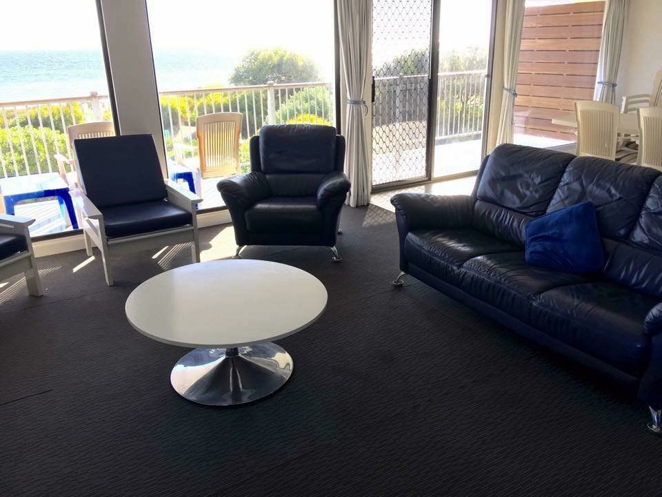 Seastar holiday apartments beachfront at Moonta Bay | 8/9 Tipara Ct, Moonta Bay SA 5558, Australia | Phone: (08) 8832 2623