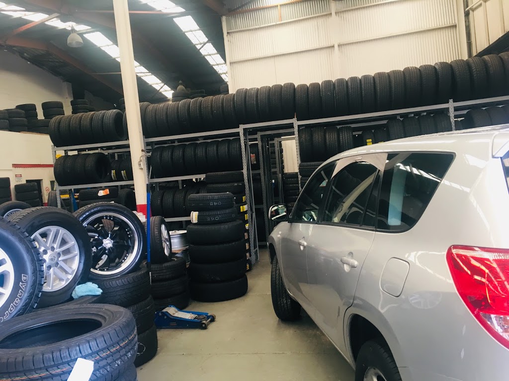 Hot Tyres - Tyre & Service Centre | car repair | 74 Belmore Rd, Punchbowl NSW 2196, Australia | 0295336138 OR +61 2 9533 6138