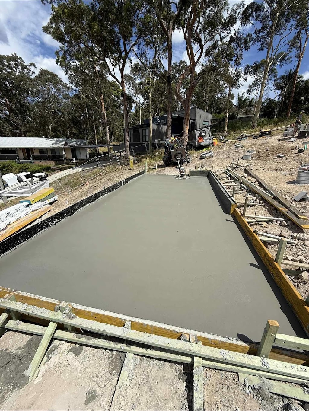 Diggers Concreting | 32 Hastings Dr, Raymond Terrace NSW 2324, Australia | Phone: 0431 684 293