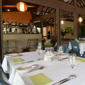 Treetops Restaurant at Avoca Beach Hotel | 326-360 Avoca Dr, Avoca Beach NSW 2251, Australia | Phone: (02) 4382 2322