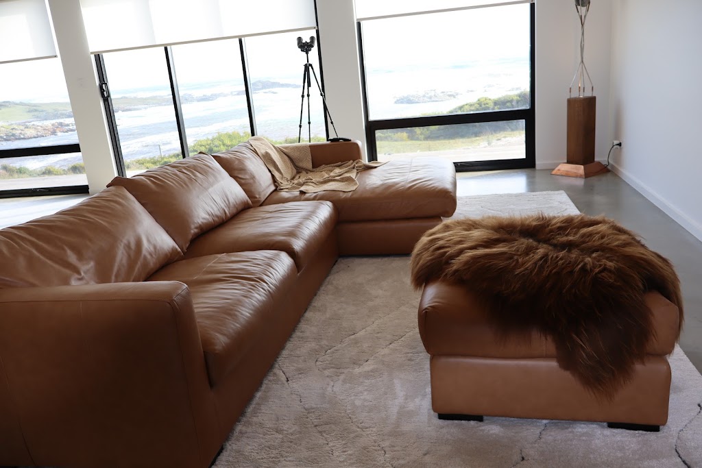 Latitude House | 655 South Rd, Nugara TAS 7256, Australia | Phone: 0417 471 620