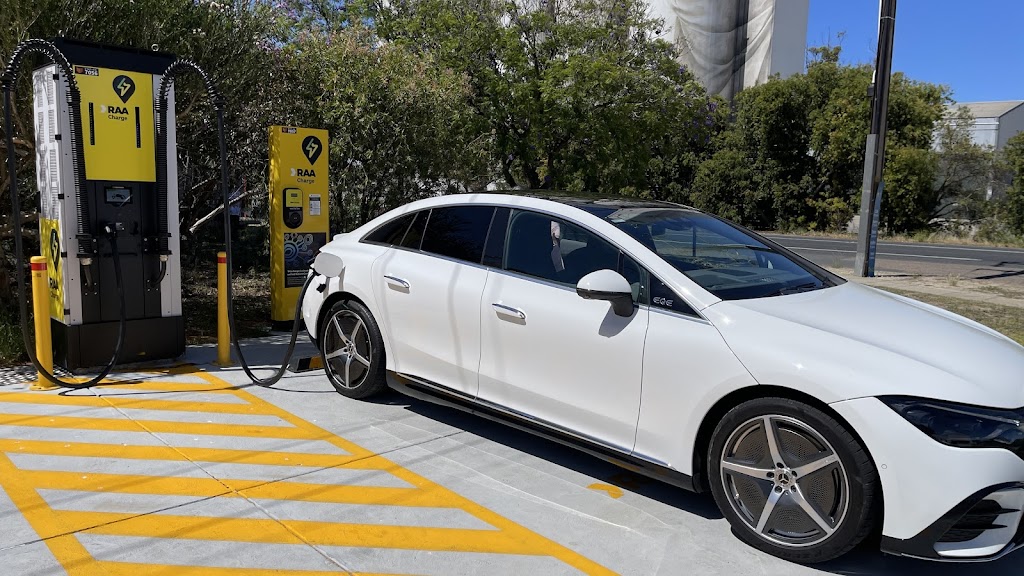 Chargefox Charging Station | 19 Poyntz Terrace, Coonalpyn SA 5265, Australia | Phone: 1300 518 038