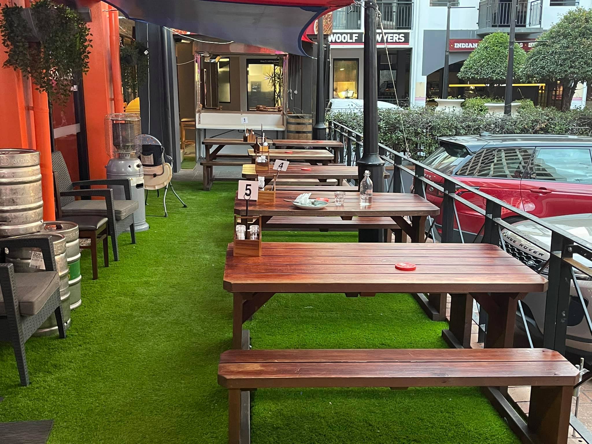 Awesome Parmigiana Bar And Grill | 5/455 Brunswick St, Fortitude Valley QLD 4006, Australia | Phone: 07 3625 0337