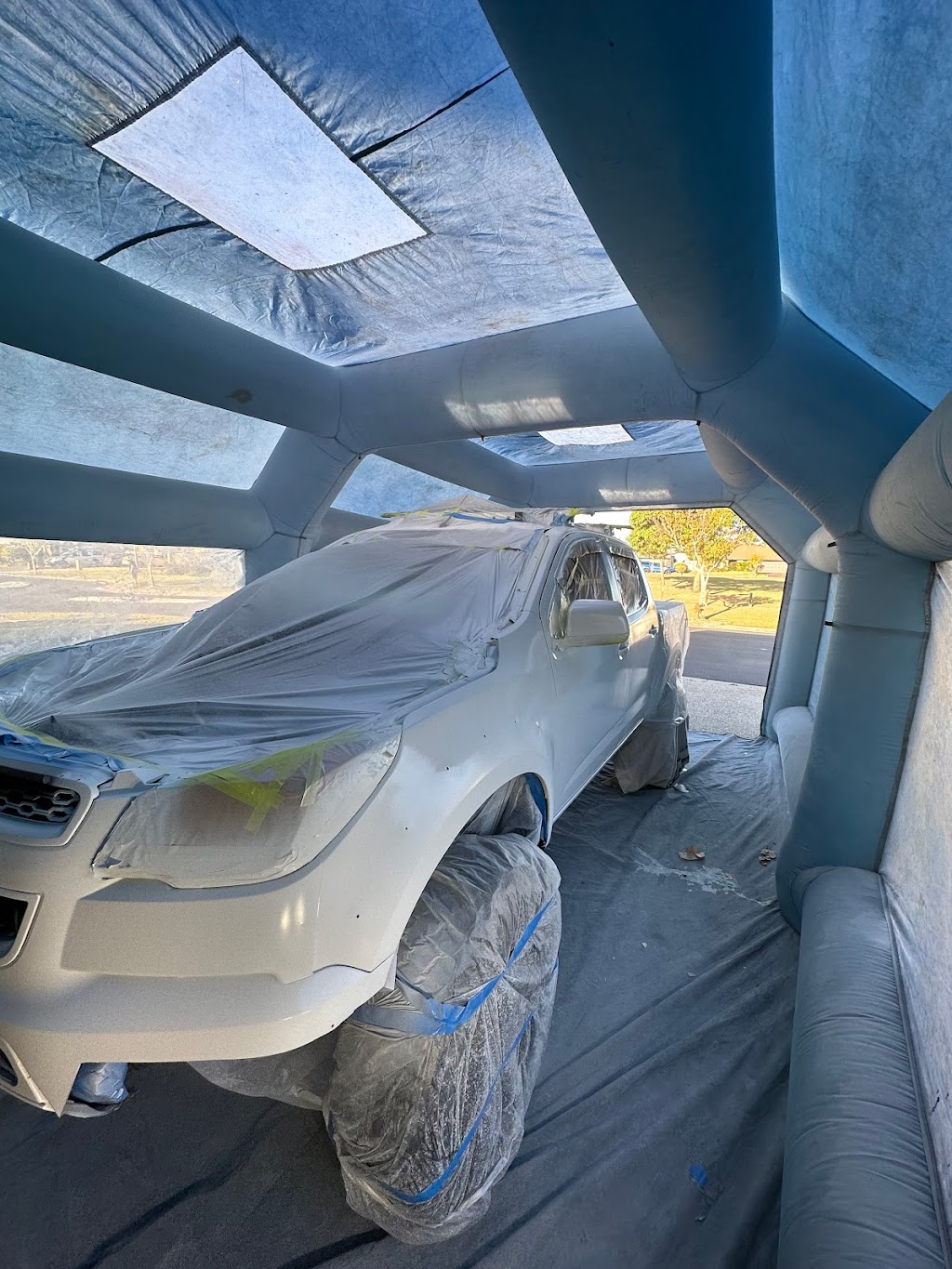 Blow It Up | Inflatable Spray Booth Hire | 30 Sandy Creek Ave, Camira QLD 4300, Australia | Phone: 1800 953 633
