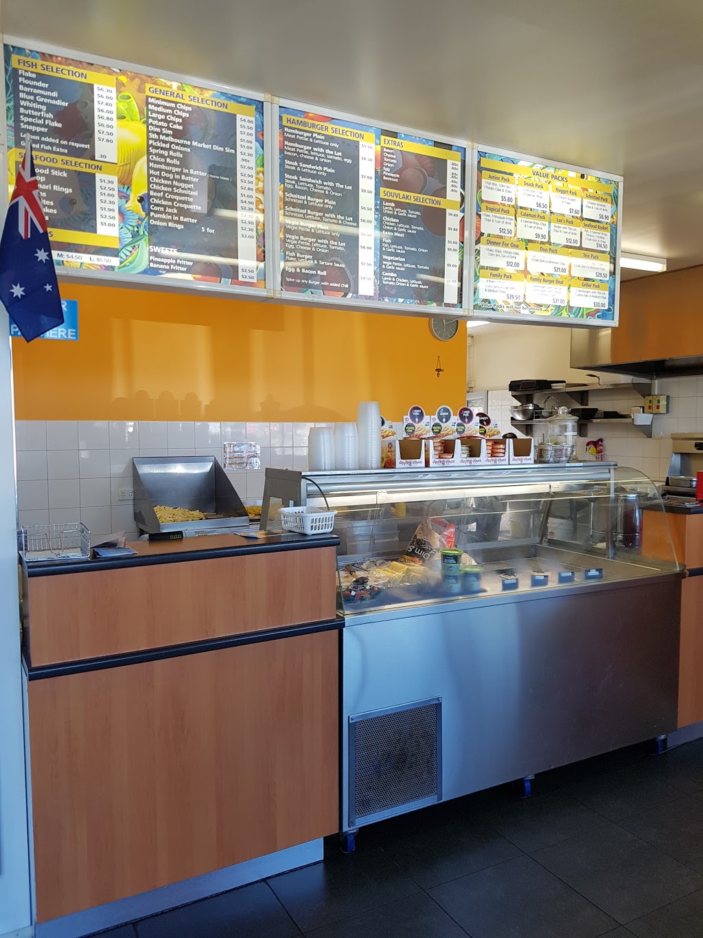 Lozs Fish & Chips | 5/28-32 Gap Rd, Sunbury VIC 3429, Australia | Phone: (03) 9744 3400