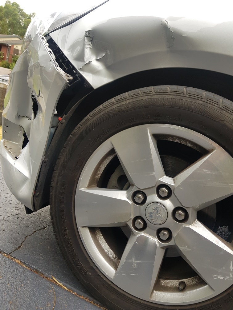 LH Motor Body | 12 McGlone St, Mitcham VIC 3132, Australia | Phone: (03) 9873 0044