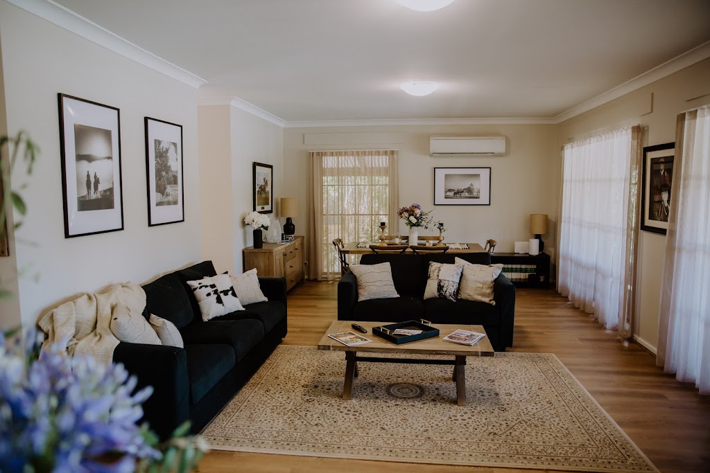 The Racetrack House | 1544 Castlereagh Hwy, Galambine NSW 2850, Australia | Phone: (02) 6378 1800 The Racetrack House | 1544 Castlereagh Hwy, Galambine NSW 2850, Australia | Phone: (02) 6378 1800