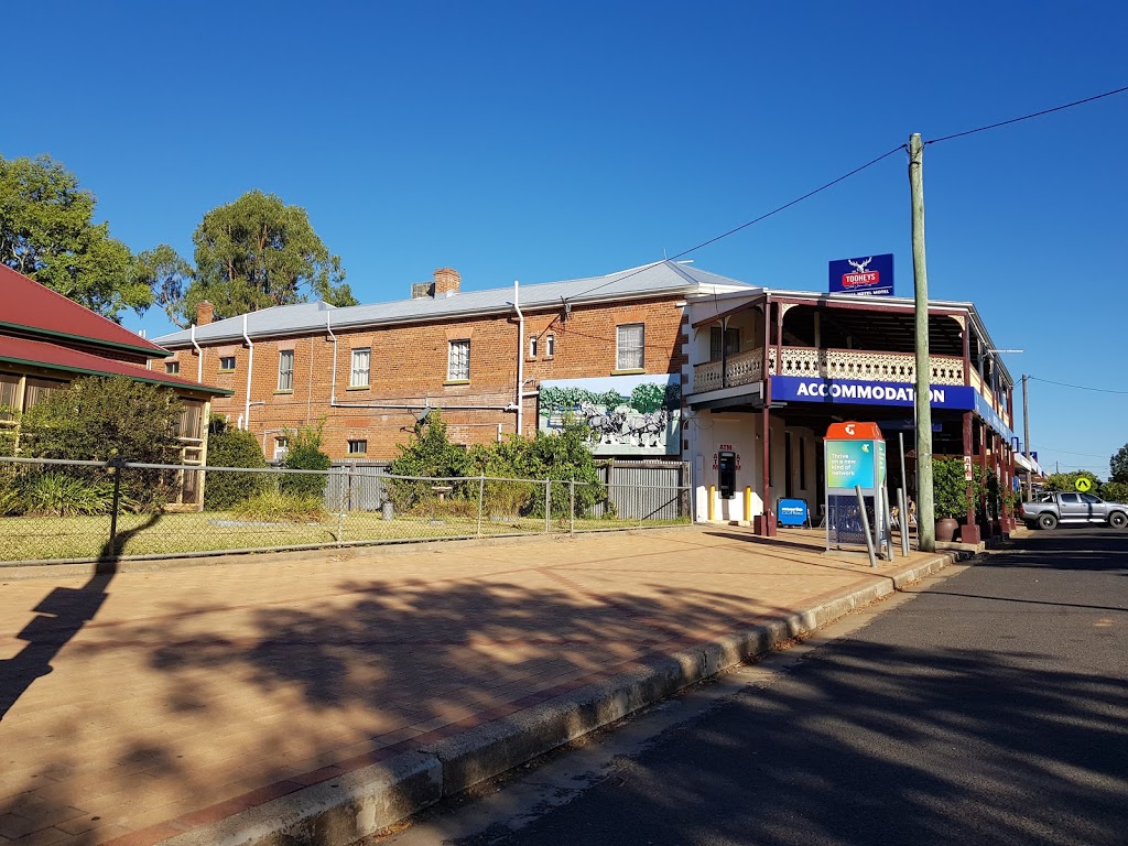 Imperial Hotel Motel Bingara | 21 Maitland St, Bingara NSW 2404, Australia | Phone: (02) 6724 1629