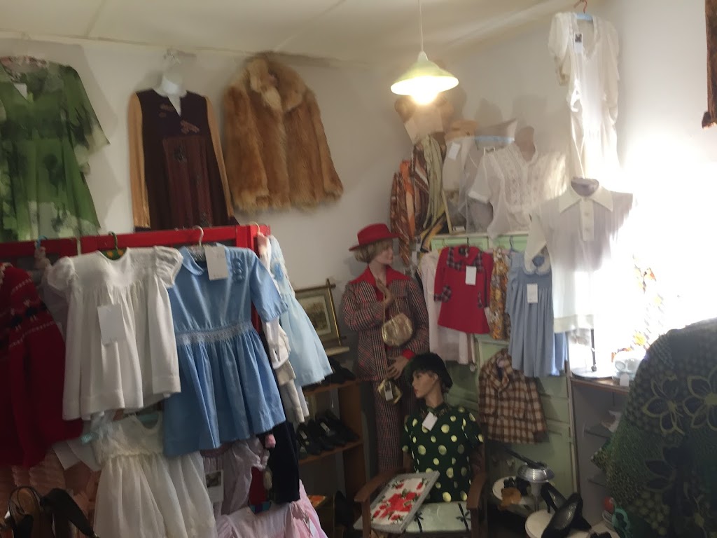 Jills Vintage | clothing store | 9 Petticoat Ln, Penola SA 5277, Australia | 0438112000 OR +61 438 112 000