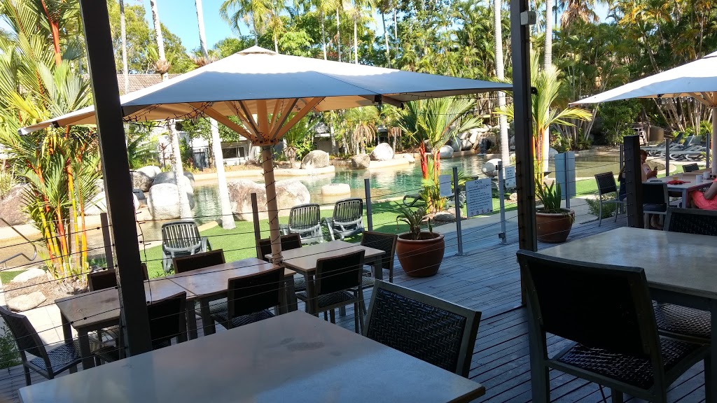 Straits Cafe | 121 Port Douglas Rd, Port Douglas QLD 4877, Australia | Phone: (07) 4087 2790