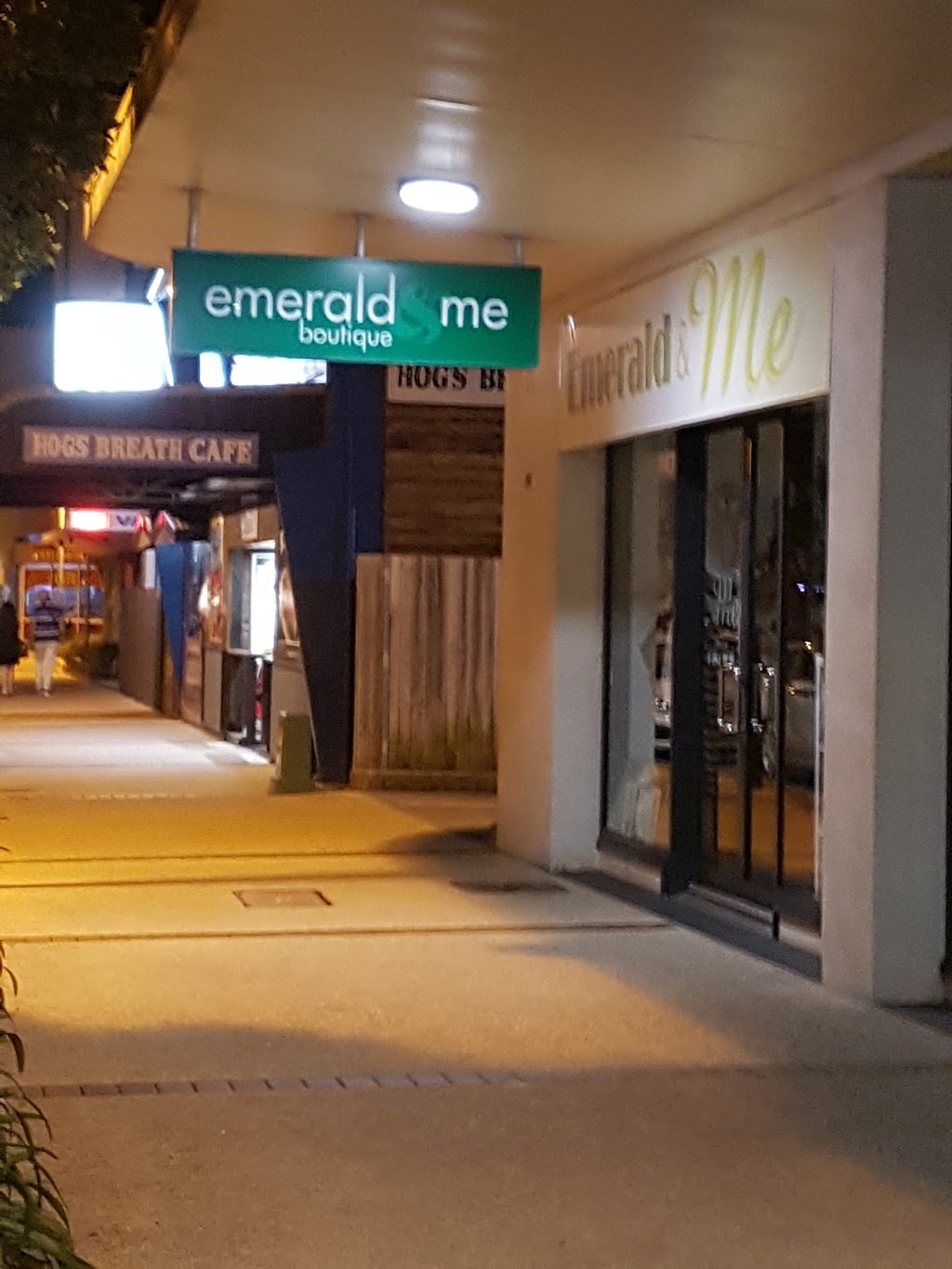 Emerald & Me Boutique | clothing store | 25 Hay St, Port Macquarie NSW 2444, Australia | 0265849696 OR +61 2 6584 9696