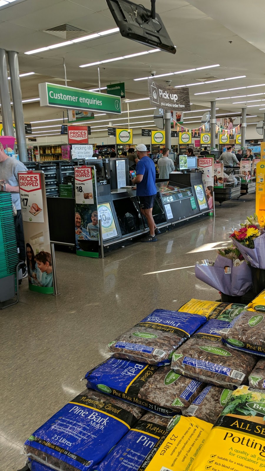 Woolworths Prospect | store | 360 Flushcombe Rd, Prospect NSW 2148, Australia | 0296776441 OR +61 2 9677 6441