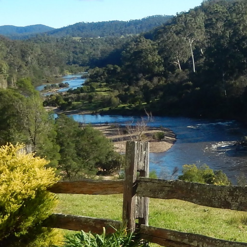 Snowy River Wildernest Bush Holiday Retreat | lodging | 91 Jonkers Road, Bete Bolong North VIC 3888, Australia | 0351541923 OR +61 3 5154 1923
