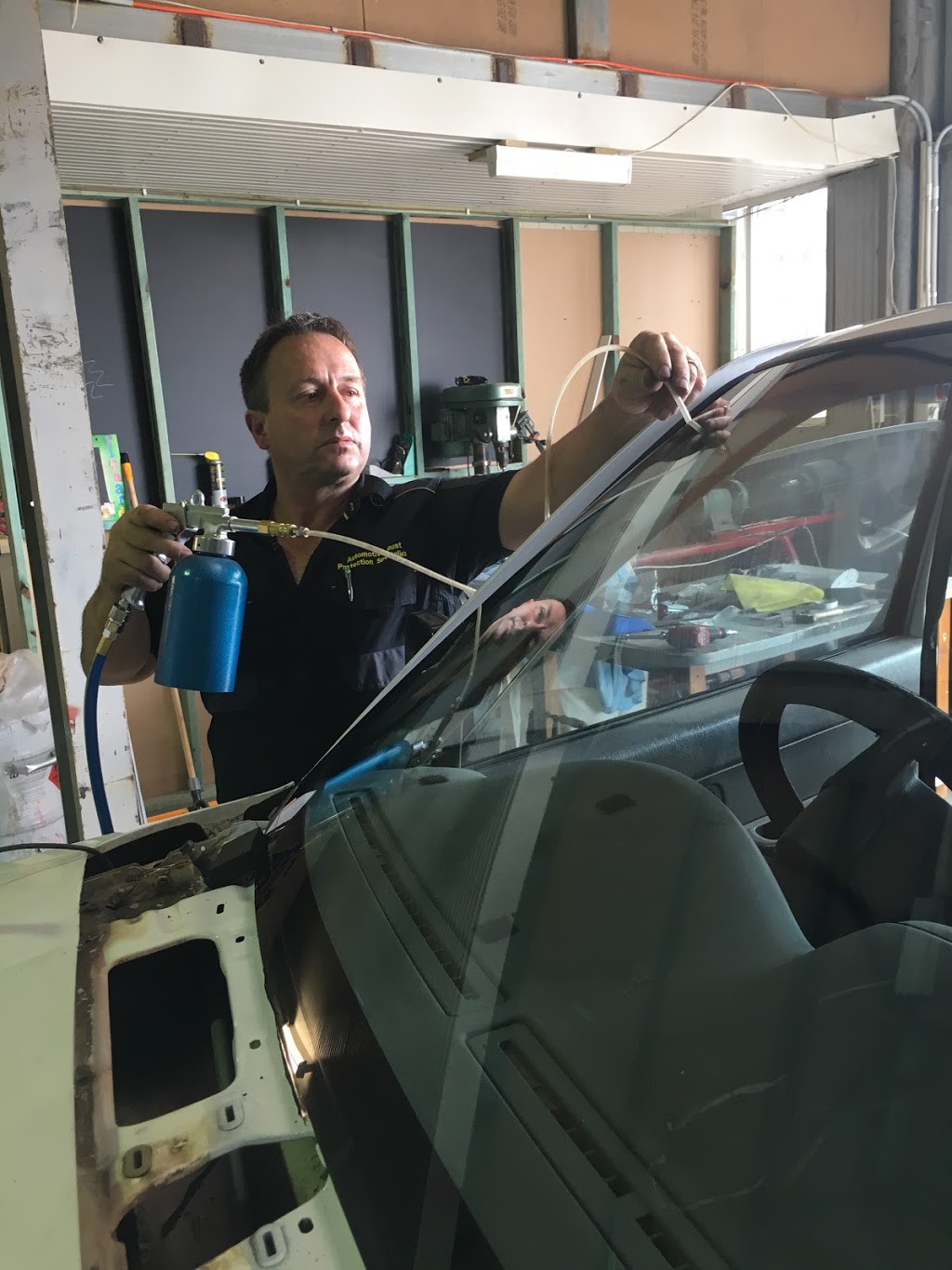 Automotive Rust Protection Specialists | 2/336 Goodwood Rd, Thabeban QLD 4670, Australia | Phone: (07) 4151 4748