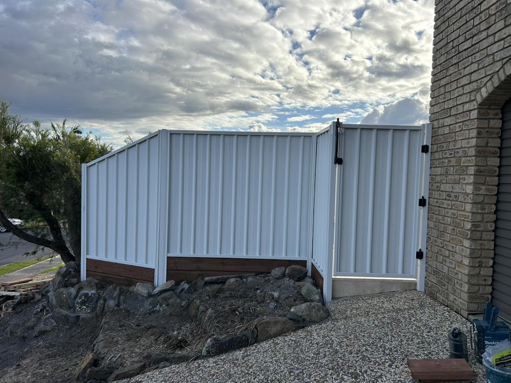 Precision Fencing Newcastle | 144 Croudace Rd, Elermore Vale NSW 2287, Australia | Phone: 0427 402 601