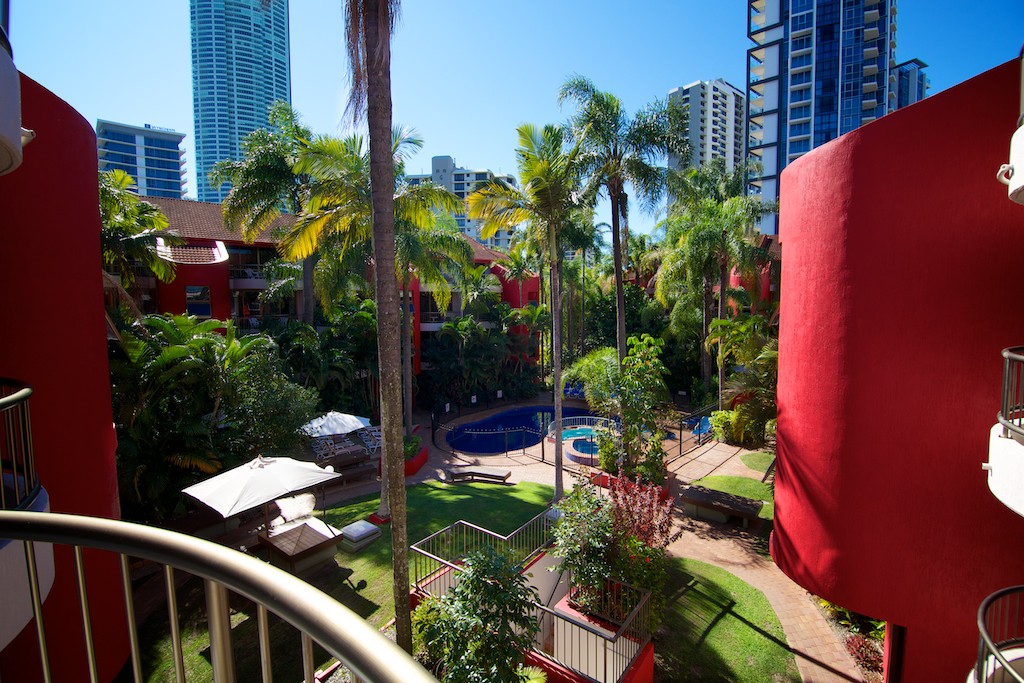 Enderley Gardens Resort | lodging | 38 Enderley Ave, Surfers Paradise QLD 4217, Australia | 0755701511 OR +61 7 5570 1511