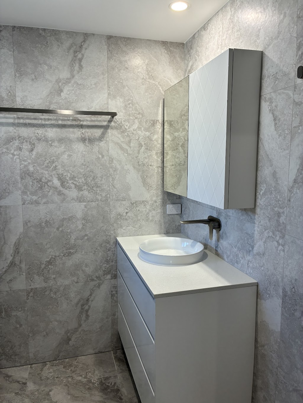 Epic Built Homes Pty Ltd | Unit 2/17 Kenworth Pl, Brendale QLD 4500, Australia | Phone: 0421 156 631