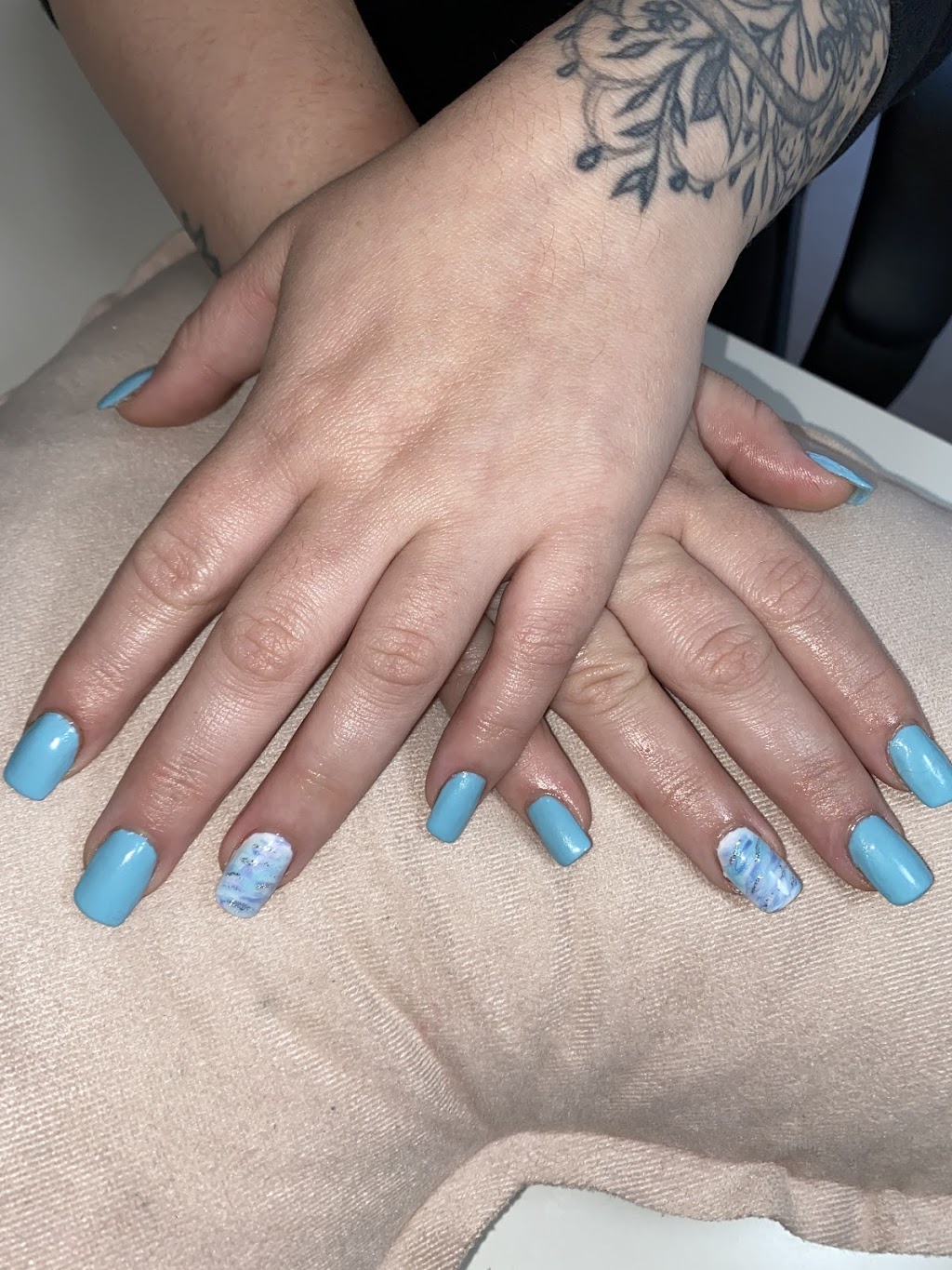 Nails and Tan | 46 Redwood Cl, Fletcher NSW 2287, Australia | Phone: 0414 722 297
