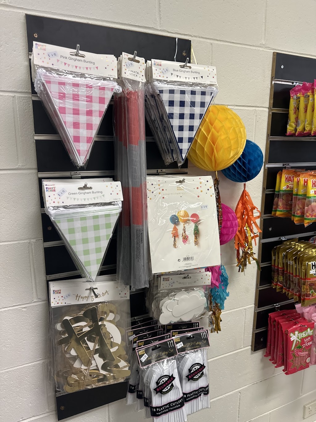 Eildon Candy Claw | 11a Main St, Eildon VIC 3713, Australia | Phone: 0422 874 285