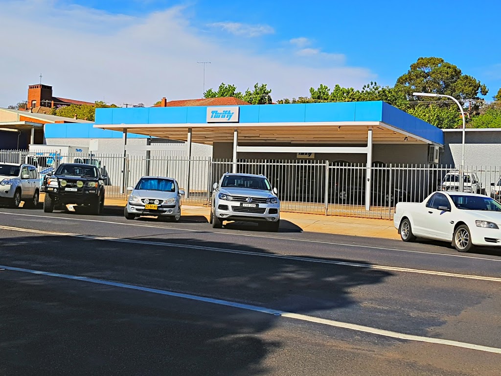 Thrifty Car & Truck Rental Parkes | car rental | 131 Clarinda St, Parkes NSW 2870, Australia | 0289991103 OR +61 2 8999 1103