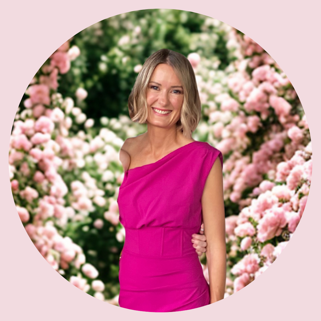 Stacks of Love - Celebrant | 99 Mullaway Dr, Mullaway NSW 2456, Australia | Phone: 0433 170 610