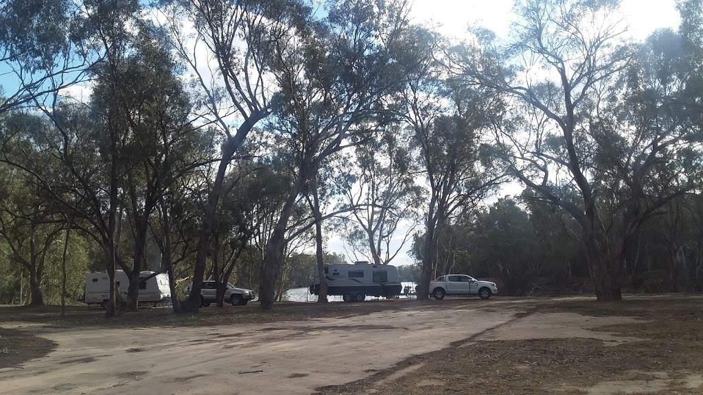 Benarca campground | campground | Benarca Forest Rd, Moama NSW 2711, Australia | 0354839100 OR +61 3 5483 9100