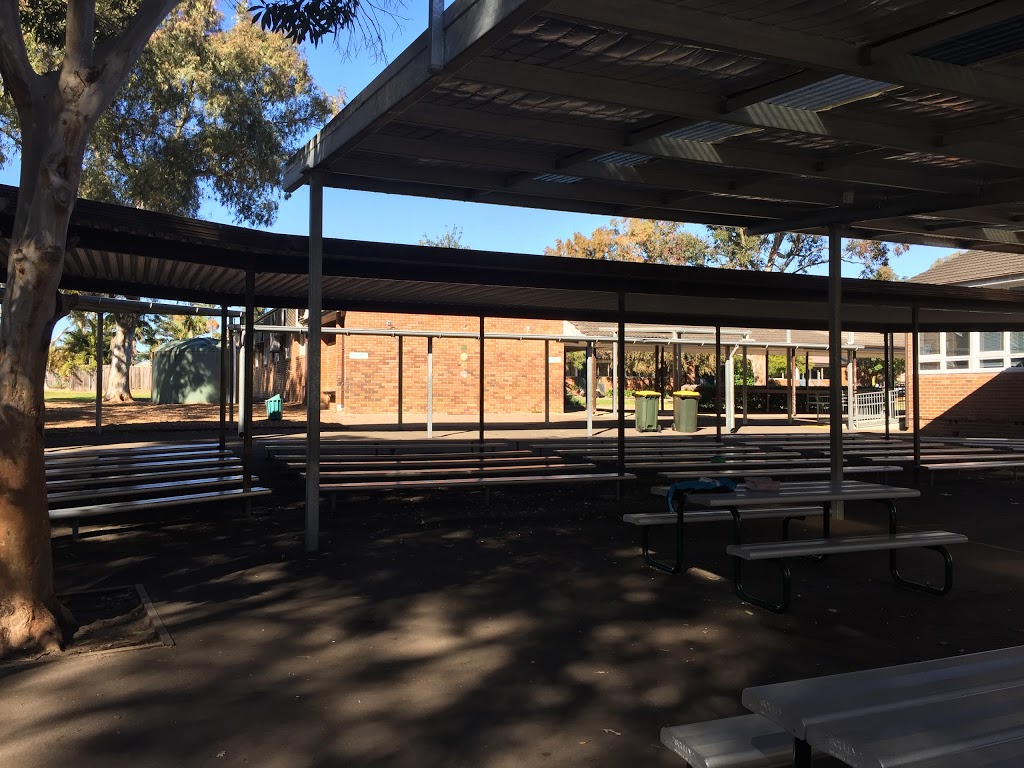 Peakhurst West Public School | school | Ogilvy St, Peakhurst NSW 2210, Australia | 0291539767 OR +61 2 9153 9767