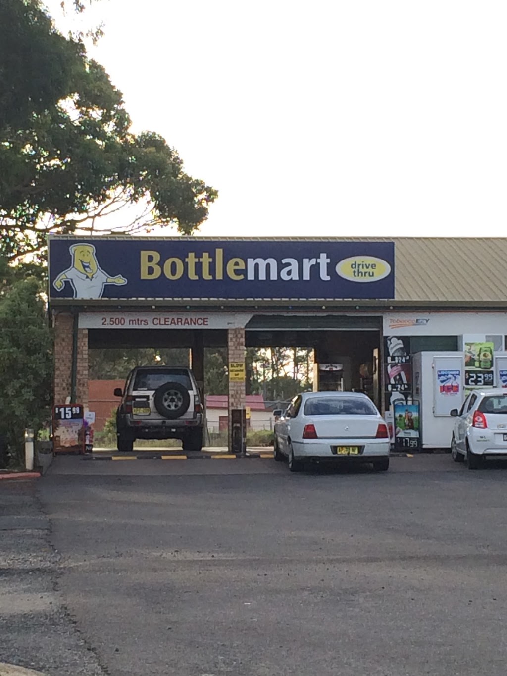 Bottlemart | store | 191 River Rd, Sussex Inlet NSW 2540, Australia | 0244410391 OR +61 2 4441 0391