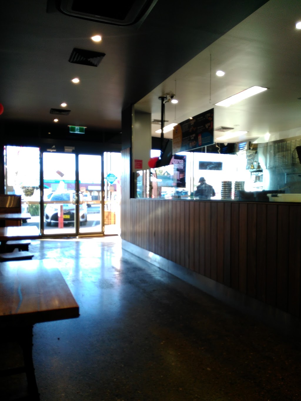 Dominos Pizza Yass | meal takeaway | 63 Laidlaw St, Yass NSW 2582, Australia | 0261186720 OR +61 2 6118 6720