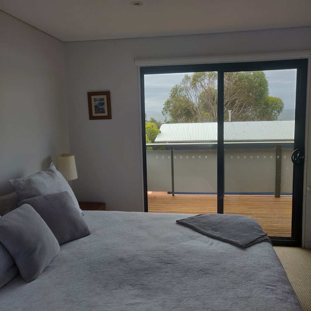 Room with aView - Bicheno | lodging | 287 Harveys Farm Rd, Bicheno TAS 7215, Australia | 0363751661 OR +61 3 6375 1661