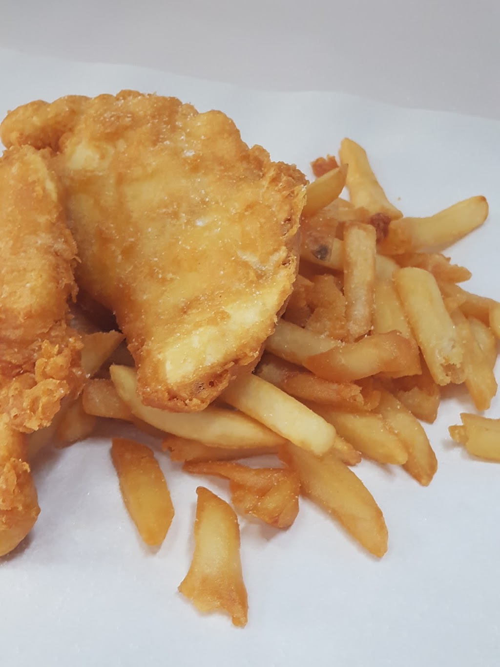 Aldgate Chickens & Seafood | meal takeaway | Mount Barker Rd, Aldgate SA 5154, Australia | 0883391367 OR +61 8 8339 1367