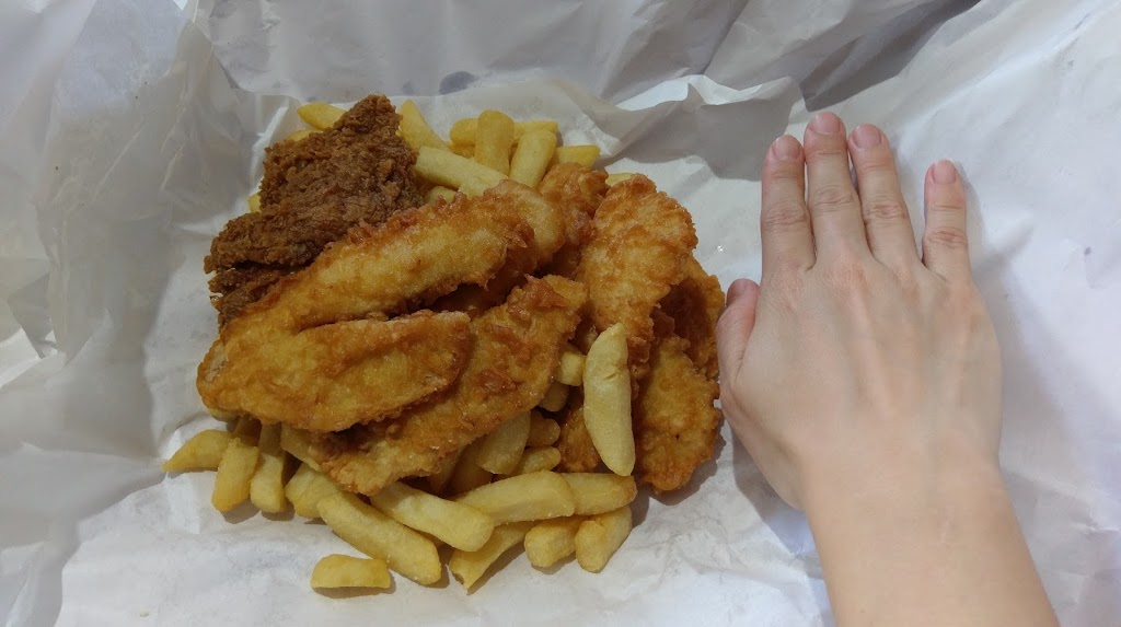Fish & Treat | meal takeaway | 137 Ladywell St, Beckenham WA 6107, Australia | 0892588946 OR +61 8 9258 8946