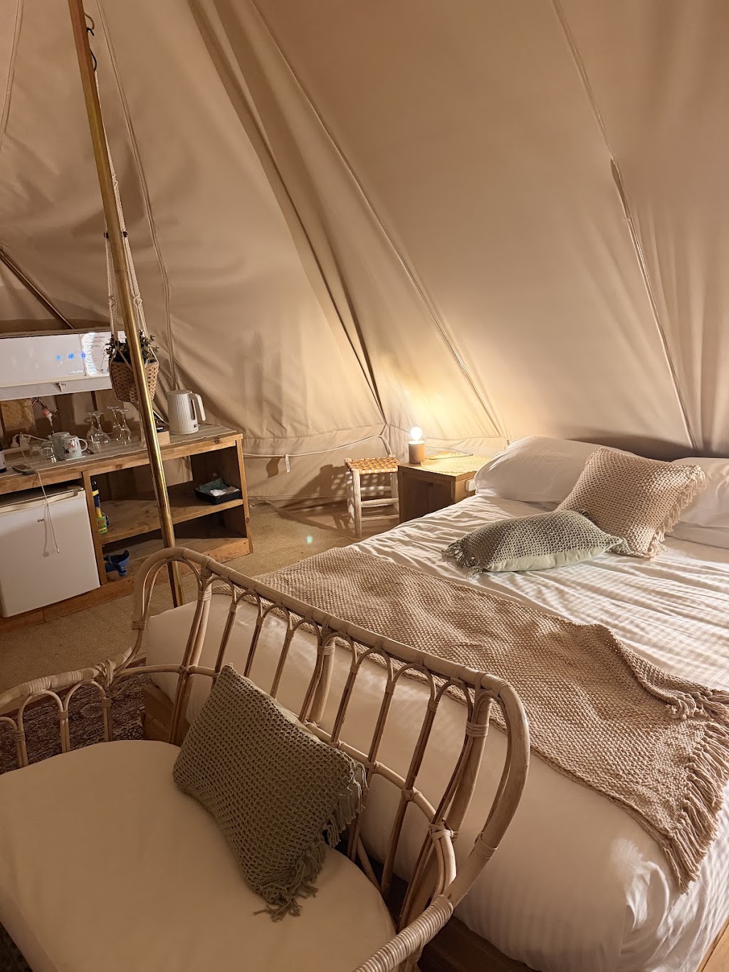 Solterra & Vine - Estate Accommodation | 46 Hermitage Rd, Maiden Gully VIC 3551, Australia | Phone: (03) 5292 3636