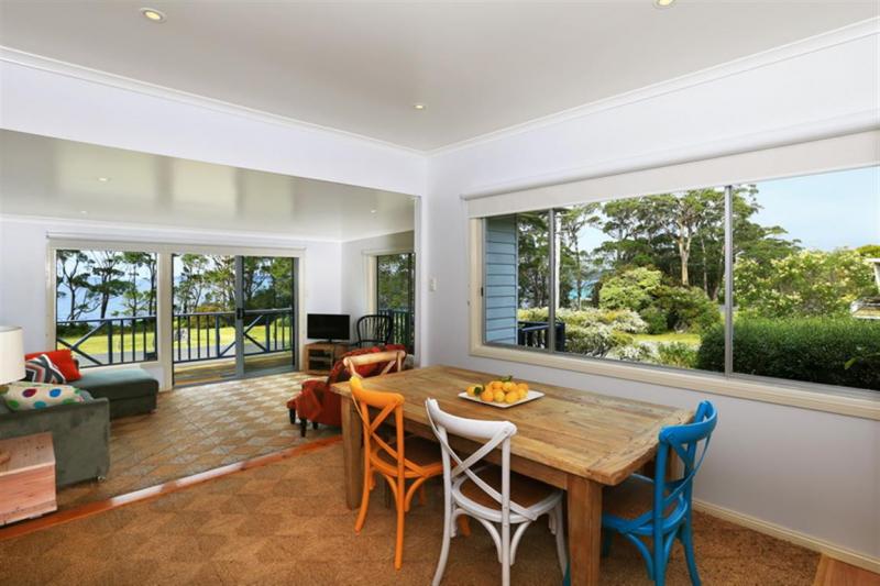 Beach Break | lodging | 31 Cyrus St, Hyams Beach NSW 2540, Australia | 0244430242 OR +61 2 4443 0242