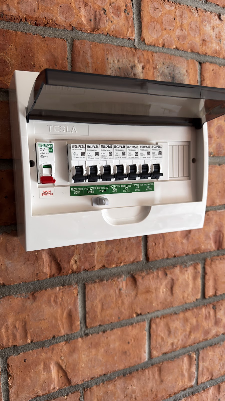 Wired Up Electrical | 12 Fleet St, Umina Beach NSW 2257, Australia | Phone: 0481 734 946