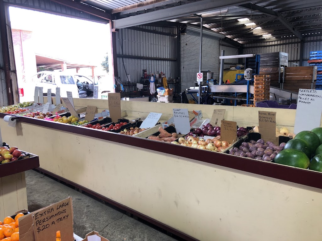 Karragullen Fruit Company (S&C Fiolo) | 1311 Brookton Hwy, Karragullen WA 6111, Australia | Phone: (08) 9397 5958