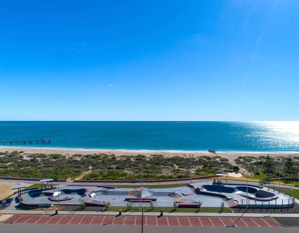 Old Jurien Bay Skate Park |  | Weld Park, Jurien Bay WA 6516, Australia | 0896520800 OR +61 8 9652 0800